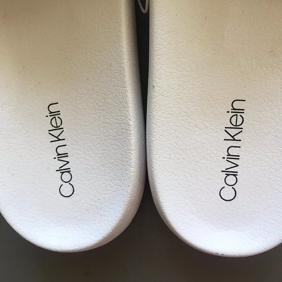 Sandals_&_Flip_Flops